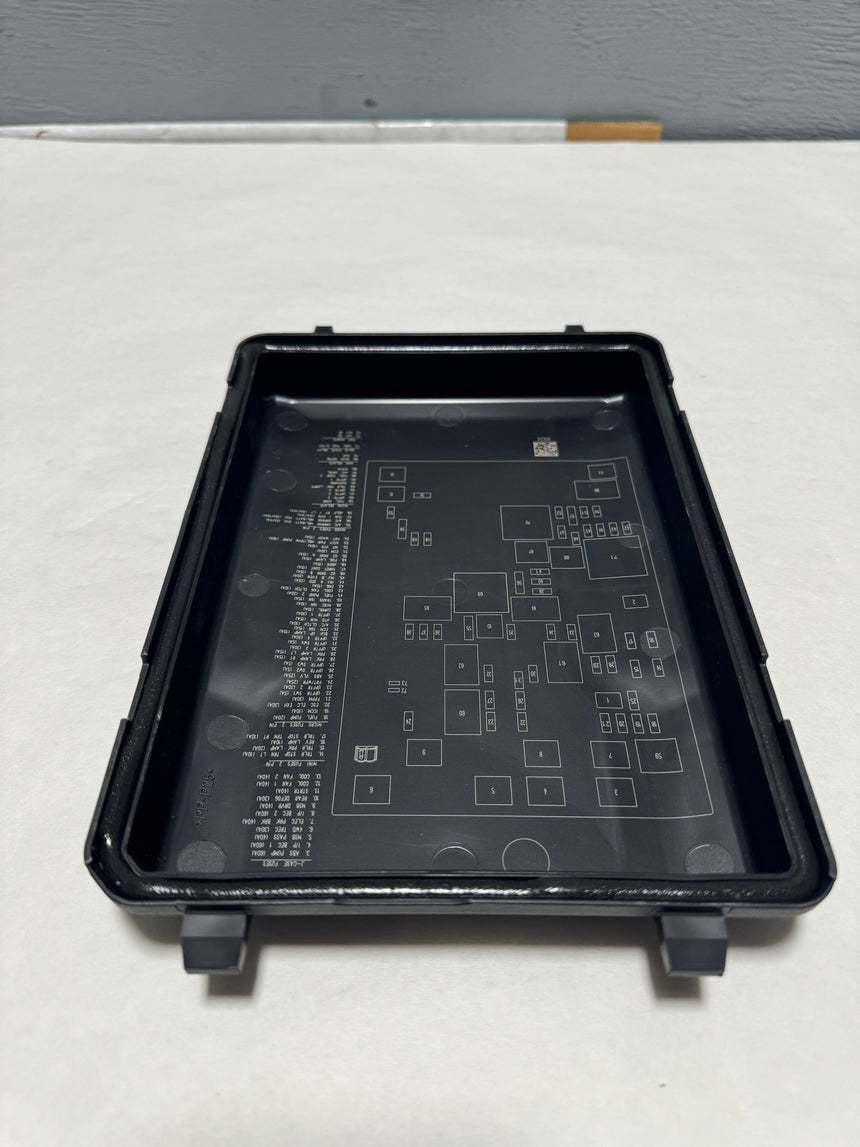 2014-2019 Silverado Sierra 1500 Under Hood Fuse Box Cover OEM