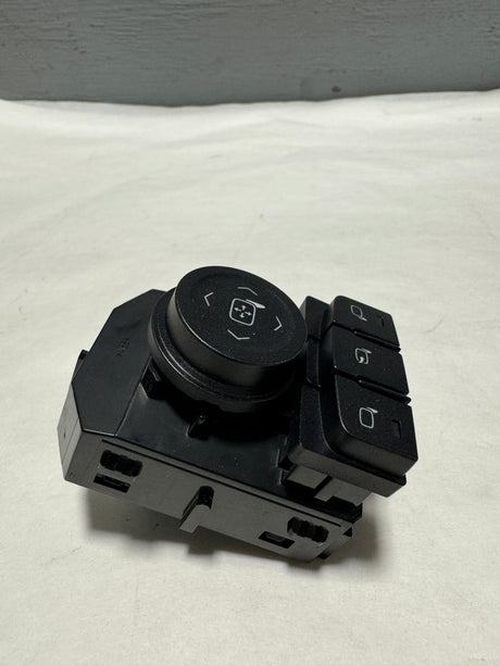 84643953 2014-2019 Silverado Sierra  Power Folding Mirror Switch OEM