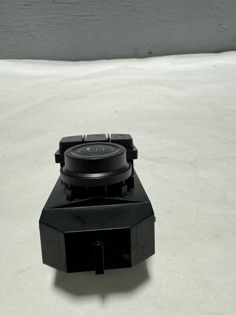 84643953 2014-2019 Silverado Sierra  Power Folding Mirror Switch OEM