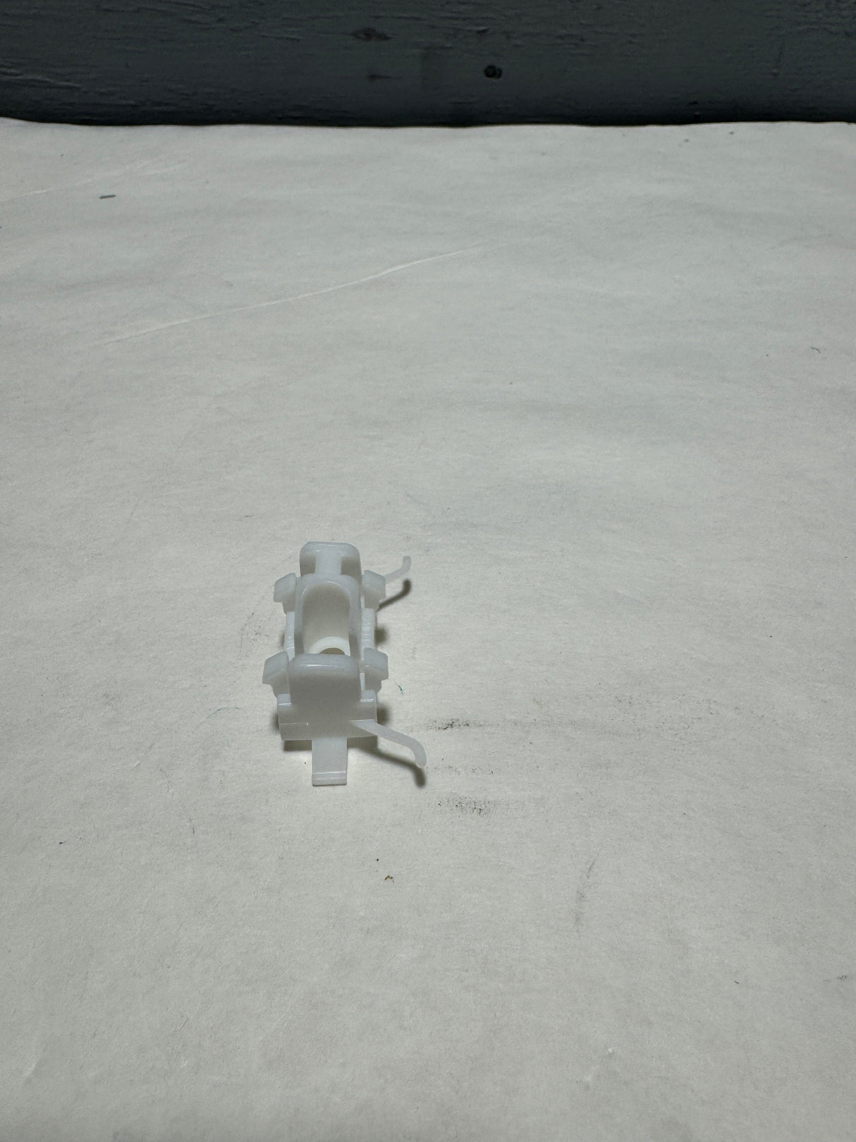 91501-TZ5-A01 2014-2020 Acura MDX Roof Molding Clip For Non Roof Rack Equipped Fits Either SIde