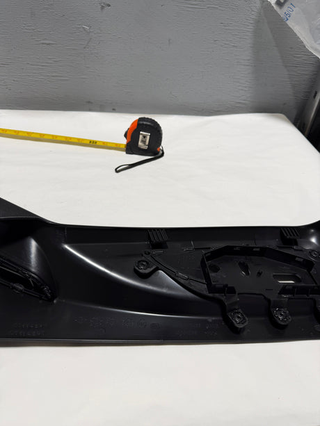 84233195 2014-2020 Silverado Sierra Tahoe Suburban Driver Seat Shield OEM