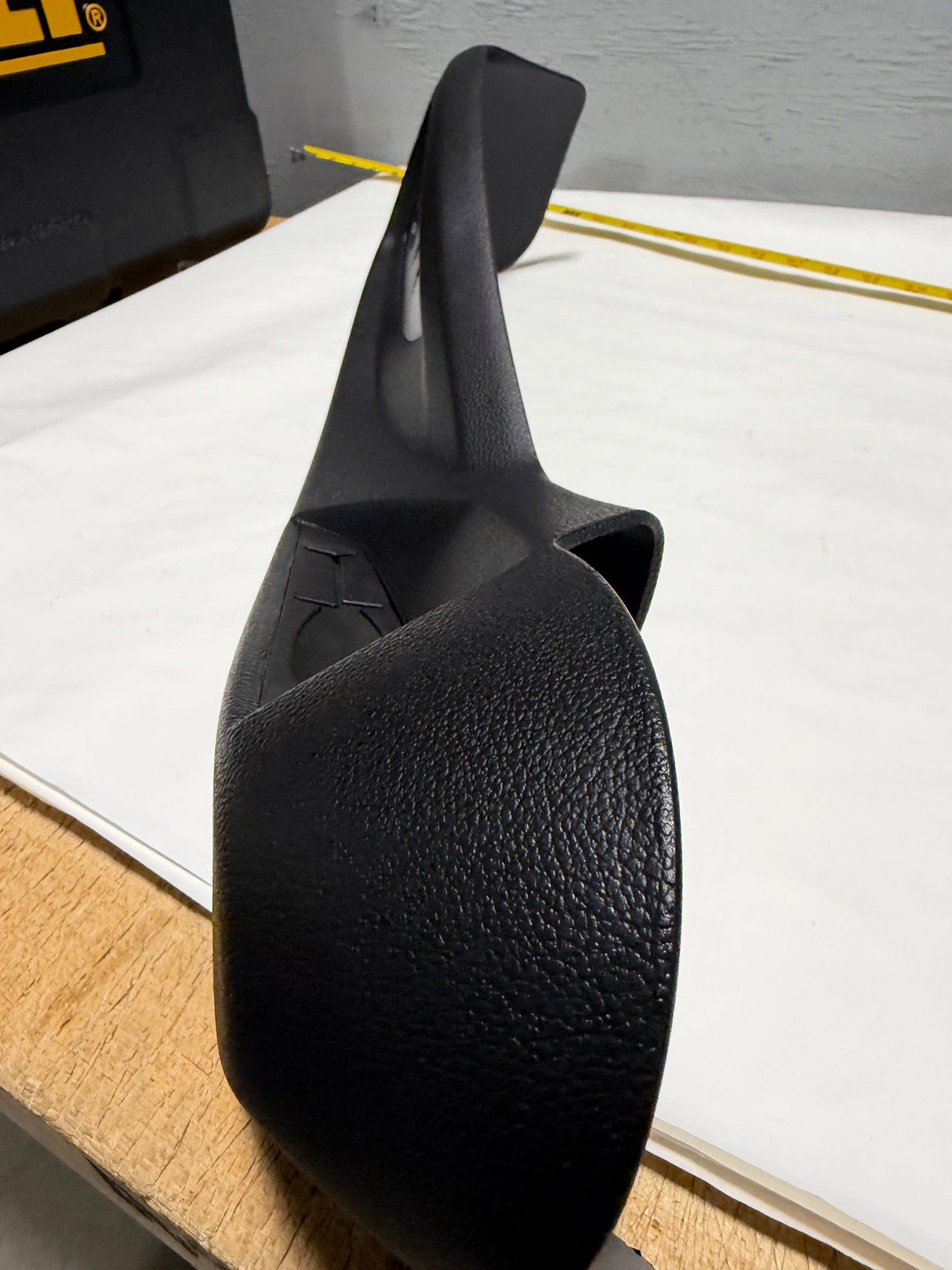 84233195 2014-2020 Silverado Sierra Tahoe Suburban Driver Seat Shield OEM