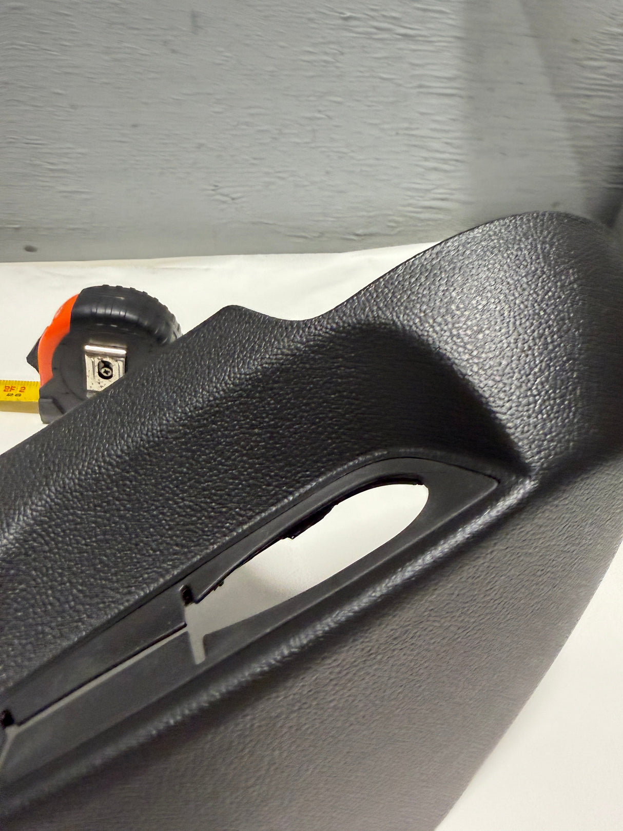 84233195 2014-2020 Silverado Sierra Tahoe Suburban Driver Seat Shield OEM