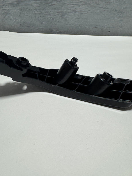 68144219AF 2014-2021 Jeep Grand Cherokee Drivers Side Front Bumper Bracket OEM