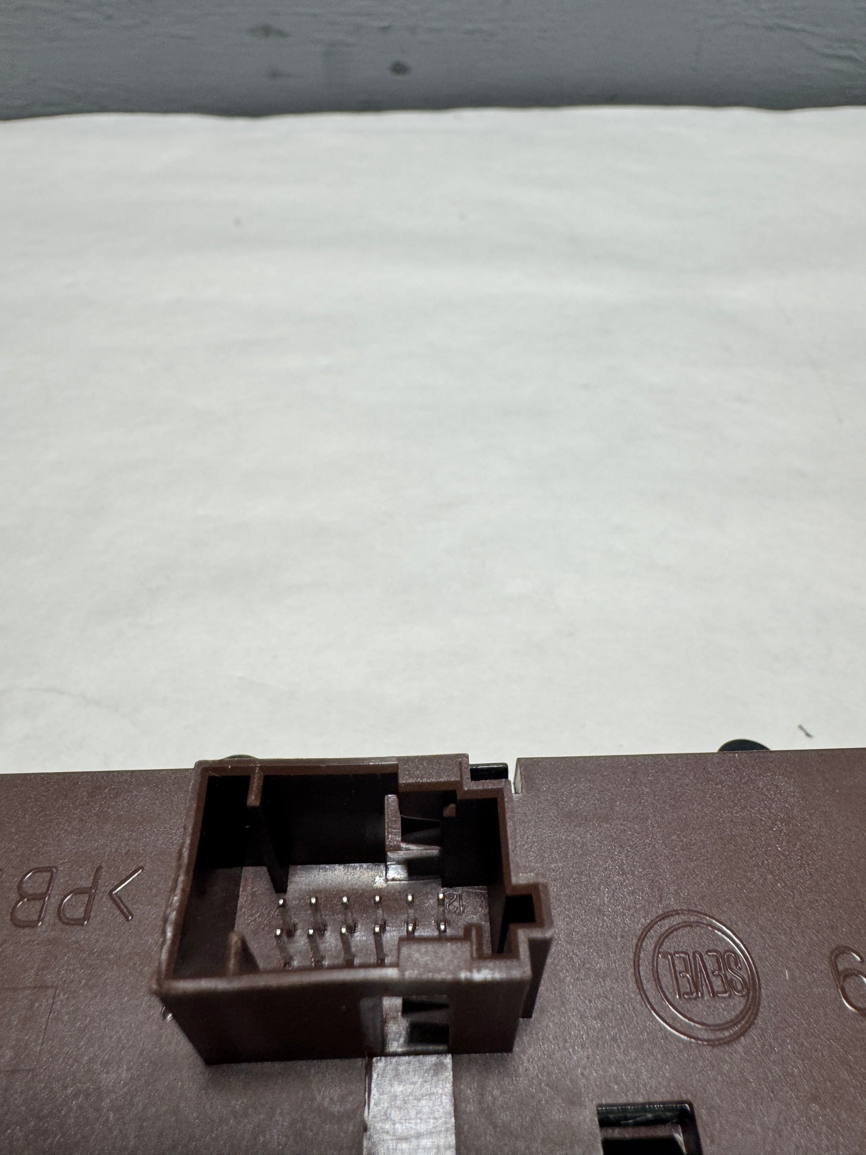 marchan2点 Mopar 2014-2021 Dodge Promaster Hazard Switch Cluster OEM