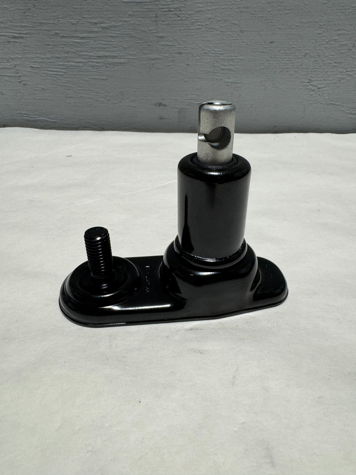 DV6Z-1424-A 2014-2023 Ford Transit Connect Spare Tire Mount Plate Support Bracket Genuine OEM