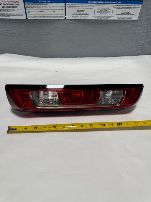 84900397-C2 2014-2023 GMC Sierra Chevrolet Silverado High Mount Stop Light Brake Lamp