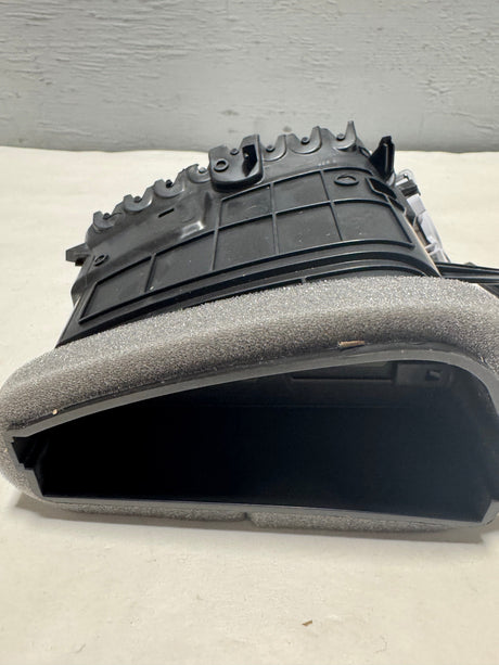 1WG57DX9AC 2014-2023 Jeep Cherokee Center Driver Side Dash A/C Heat Air Vent OEM