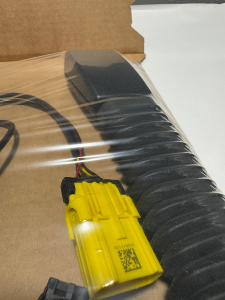 5RM76JXWAA 2014-2025 Ram Promaster Passenger Front Seat Belt Buckle With Wire Genuine OEM