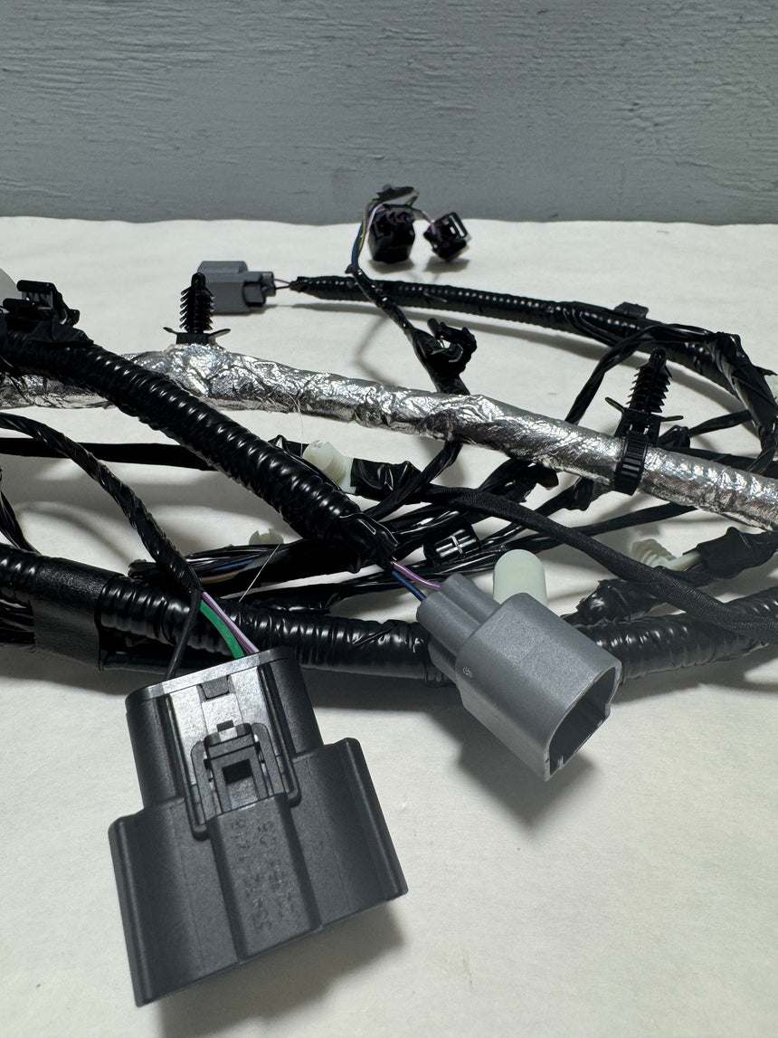 2015-2020 Ford Mustang LED Tail Light Wiring Harness W/O Park Aid Code AC Genuine OEM