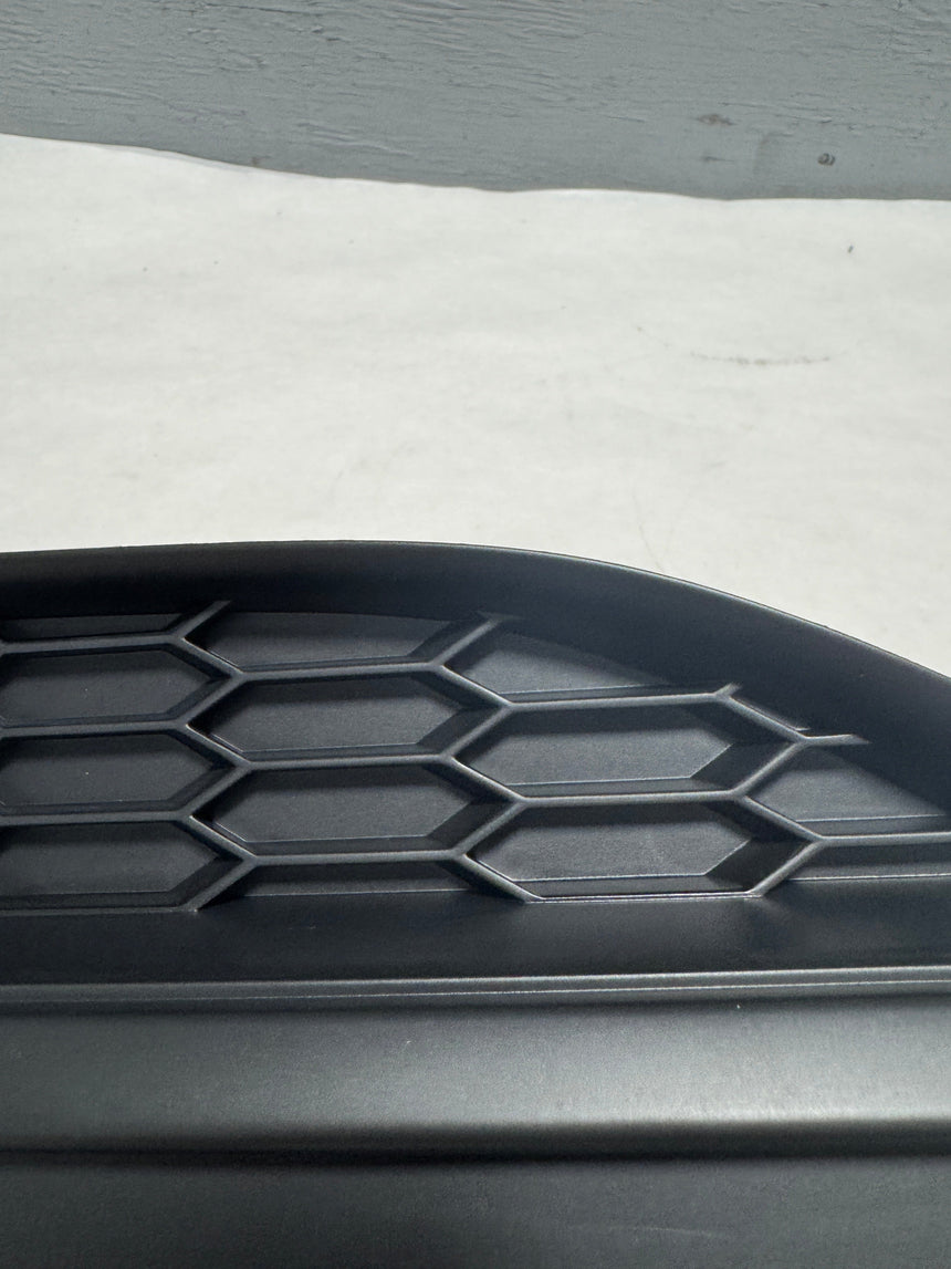 2015-2016 Honda CR-V LX or SE Driver Side Fog Light Hole Cover OEM
