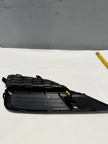 71104-T1W-A10 2015-2016 Honda CR-V LX or SE  Passenger Side Fog Light Hole Cover No Fog Light Hole.