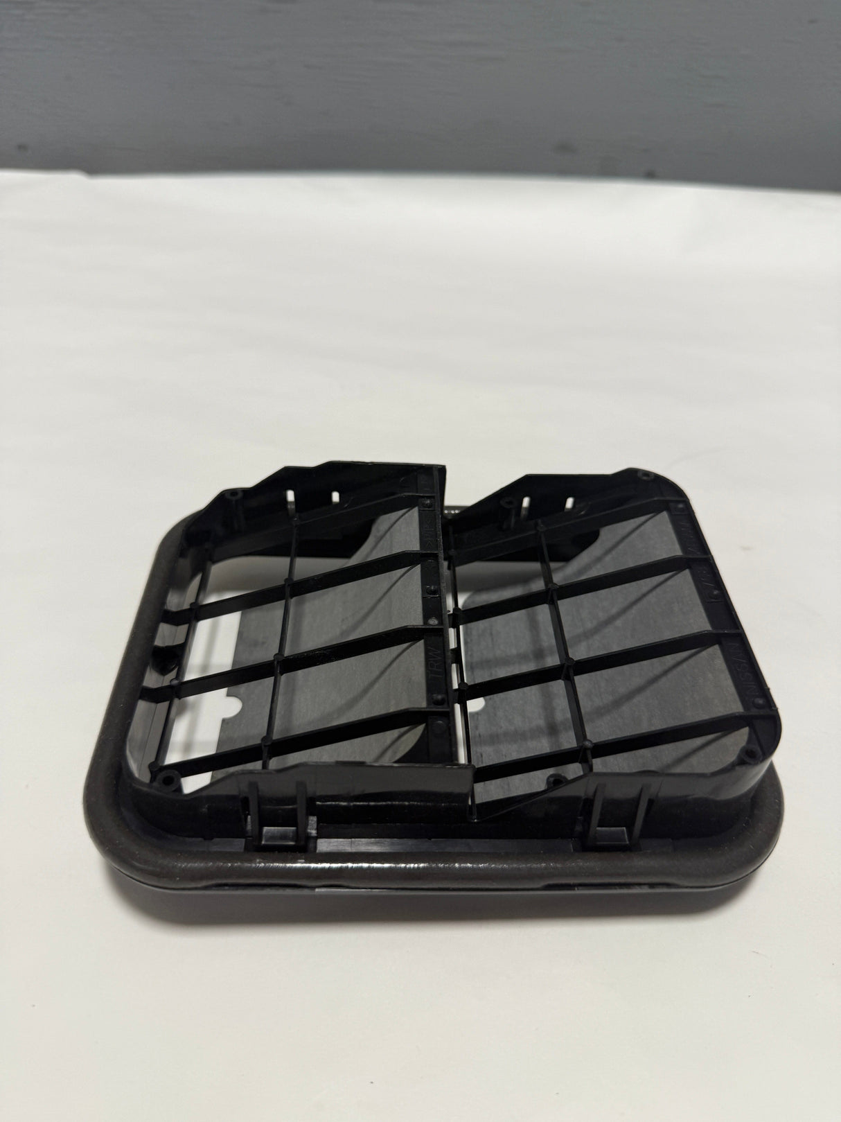 CL-0925-76804-ED50A-J5 2015-2016 Nissan Pathfinder.Cabin Pressure Relief Vent OEM 76804-ED50A