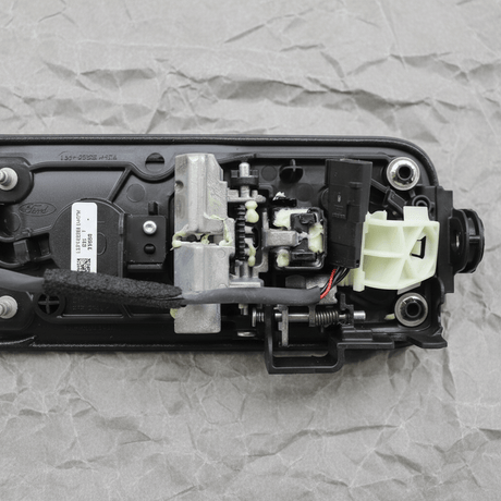 2015-2017 Ford F-150 Front Driver Side Exterior Door Handle Unpainted OEM