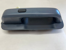 Load image into Gallery viewer, CL-0823-FL3Z-1522404-GGPTM-M2 2015-2017 Ford F-50 Passenger Side Passive Entry Door Handle Unpainted FL3Z-1522404-GGPTM