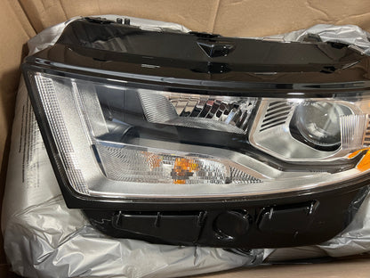 CL-0723-FT4Z-13008-F-J8 2015-2018 Ford Edge Driver Side Halogen Headlight OEM FT4Z-13008-F Genuine