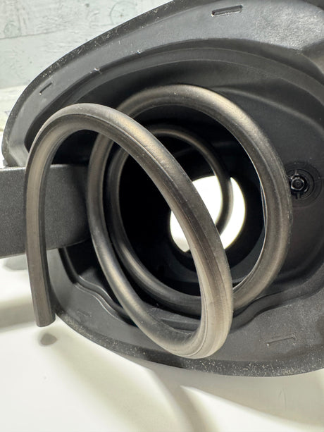 FT4Z-5827936-A 2015-2018 Ford Edge Fuel Filler Housing With Hinge Outer Door Not Included