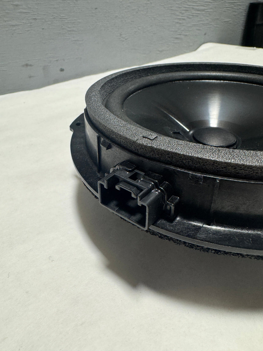 2015-2019 Ford Mustang (1) Front Door Speaker Woofer For Shaker Audio OEM