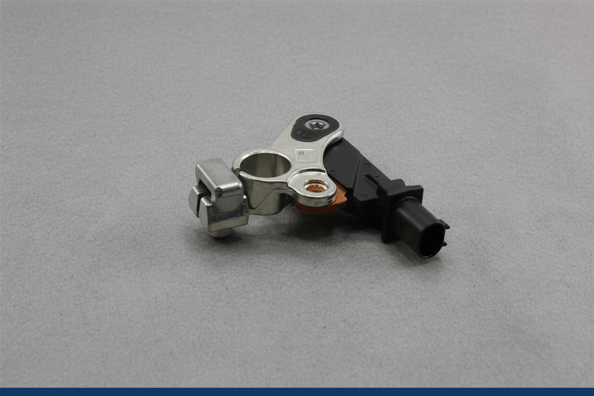 EJ7Z-10C679-A 2015-2019 Lincoln MKC Negative Battery Terminal & Current Sensor OEM