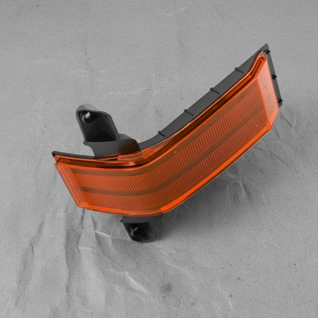 2015-2019 Silverado Sierra Drivers Side Towing Mirror Amber Lamp OEM