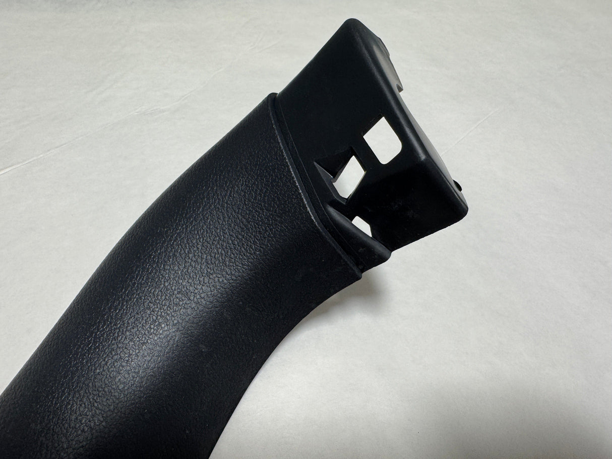 CL-0325-94330AL03AVH-J3 2015-2019 Subaru Outback Side Gate Trim Right Passenger Side For NON Pwr Liftgate OEM