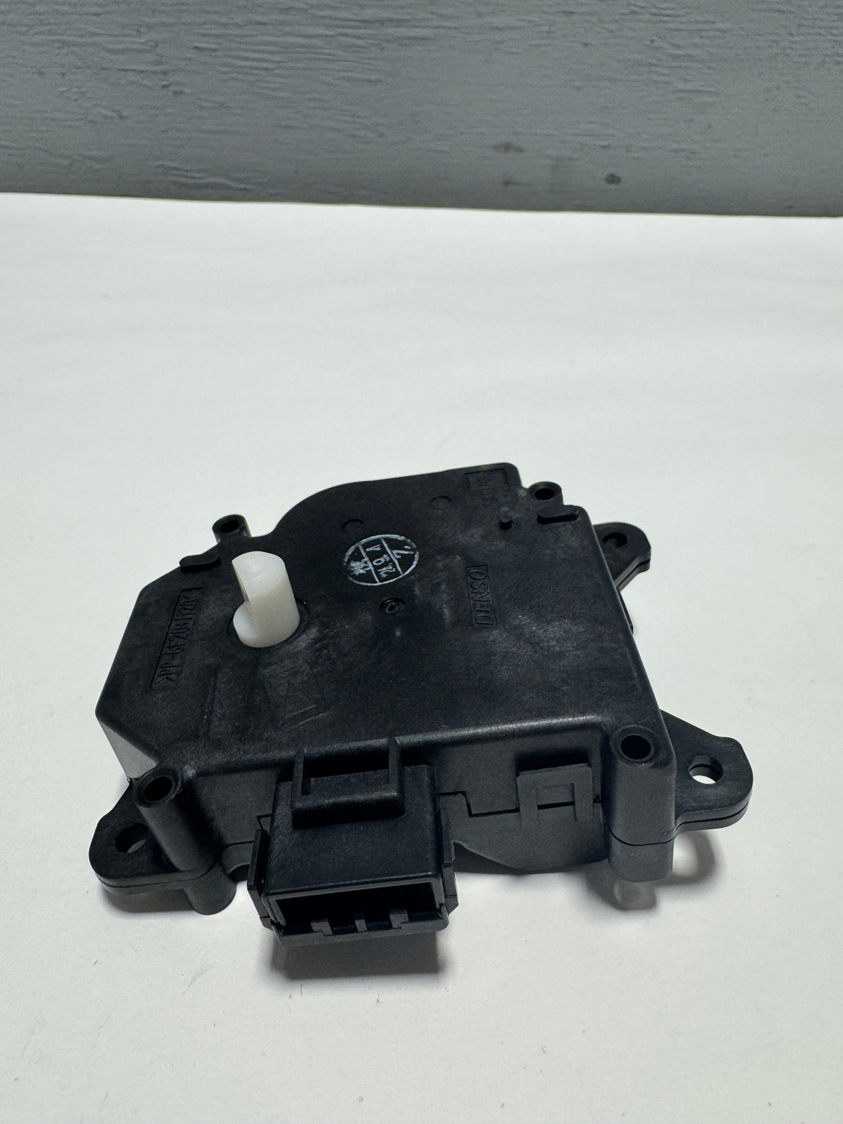 79140-TZ3-A41 2015-2020 Acura TLX AC / Heat Mode Door Actuator Motor OEM Genuine