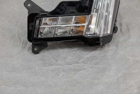2015-2020 Cadillac Escalade Daytime Running Fog Light Driver Side Genuine OEM