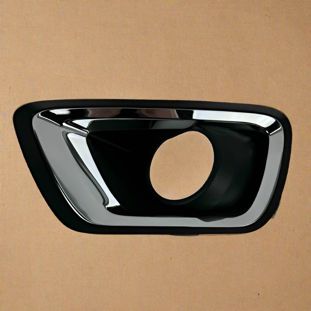 22891700 2015-2020 Chevrolet Colorado Driver SIde Fog Light Cover Chrome OEM