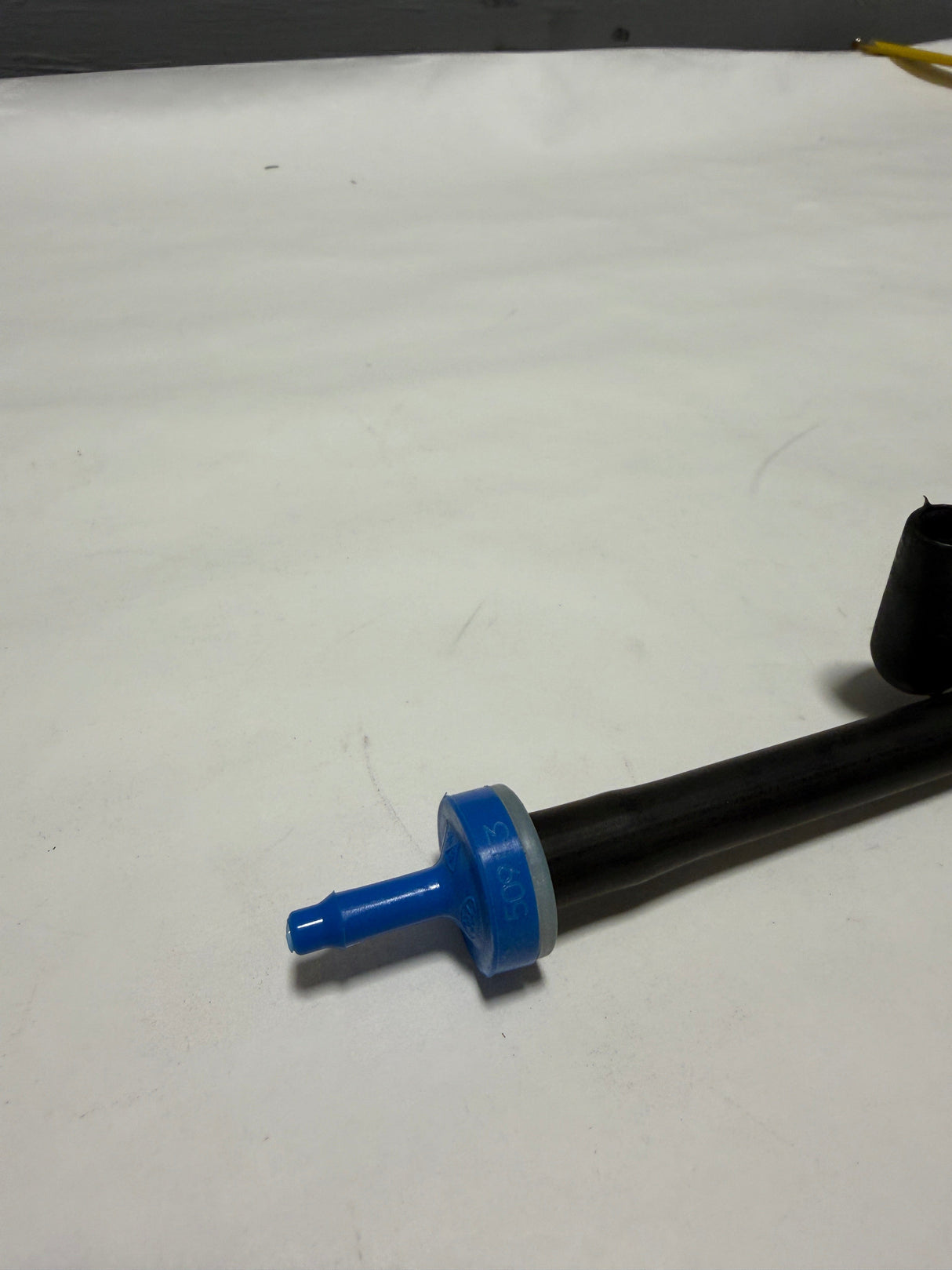 FL3Z-3A788-B 2015-2020 Ford F-150 3.5 4X4 Auto Hub Lock Vacuum Hose Tube OEM