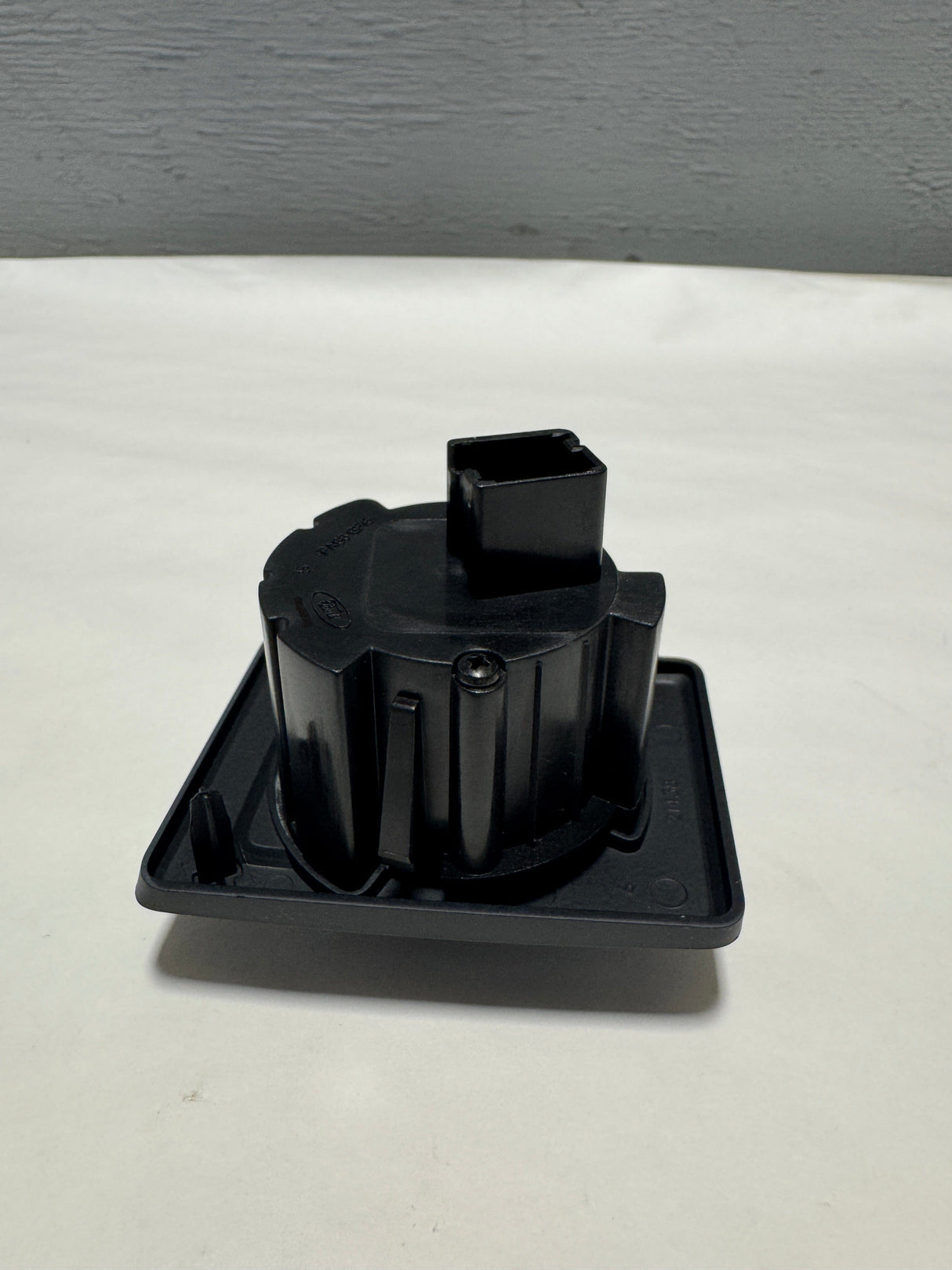 FL3Z-14B166-DA 2015-2020 Ford F-150 4x4 AUTO Electronic Locking Differential Switch OEM