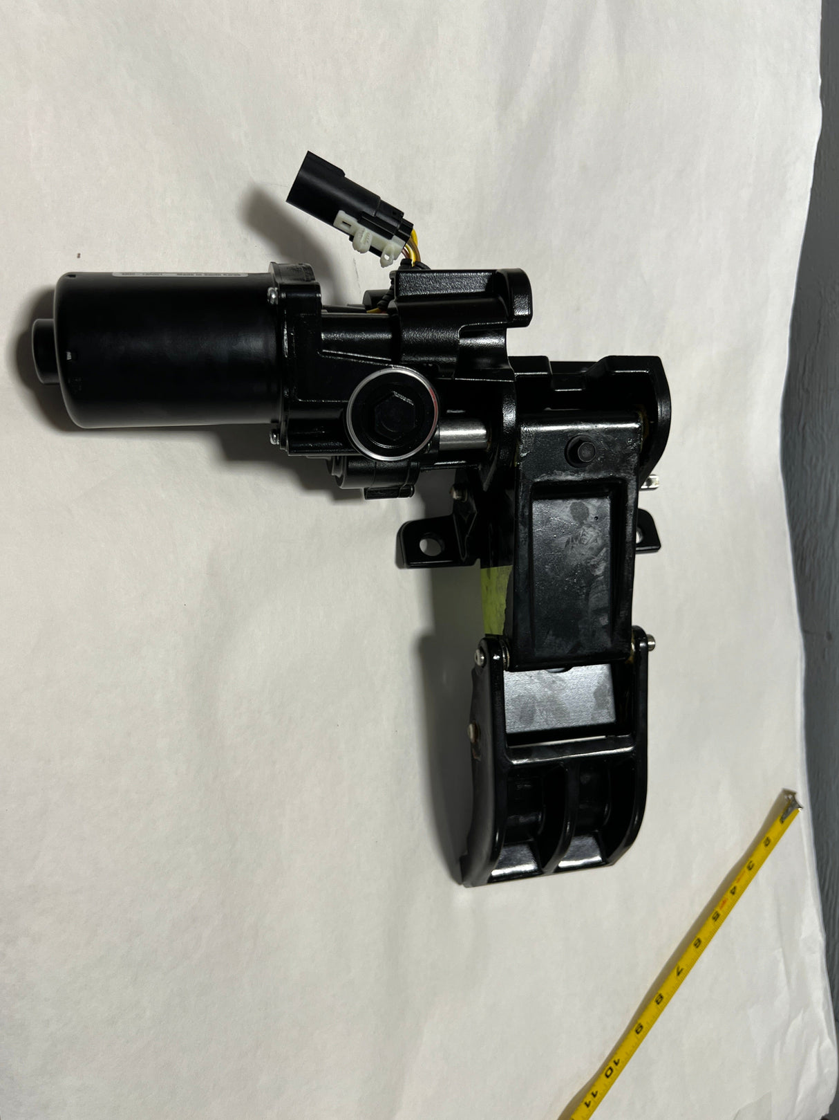 CL-0923-FL3Z-16A506-B-H3 2015-2020 Ford F-150 Crew Cab Pass Side Power Running Board Motor & Bracket