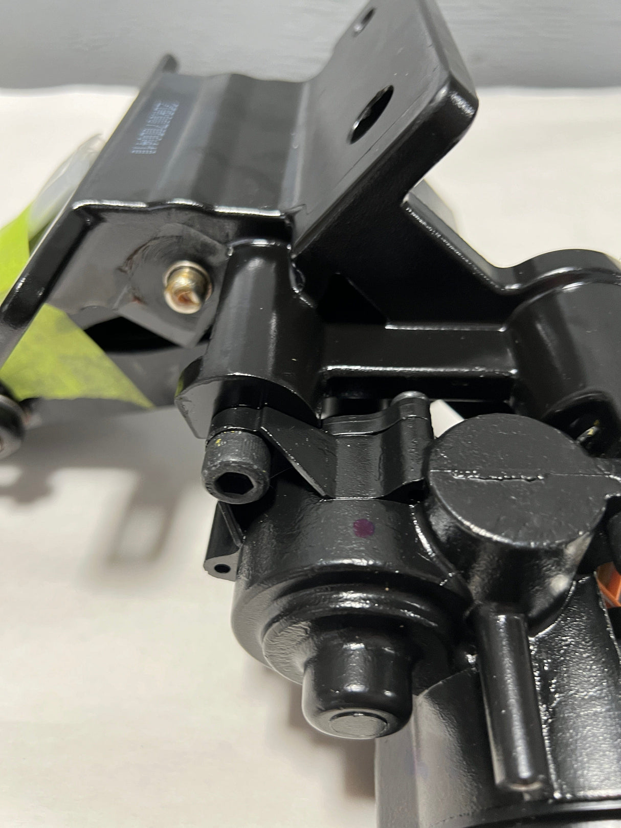 CL-0923-FL3Z-16A506-B-H3 2015-2020 Ford F-150 Crew Cab Pass Side Power Running Board Motor & Bracket