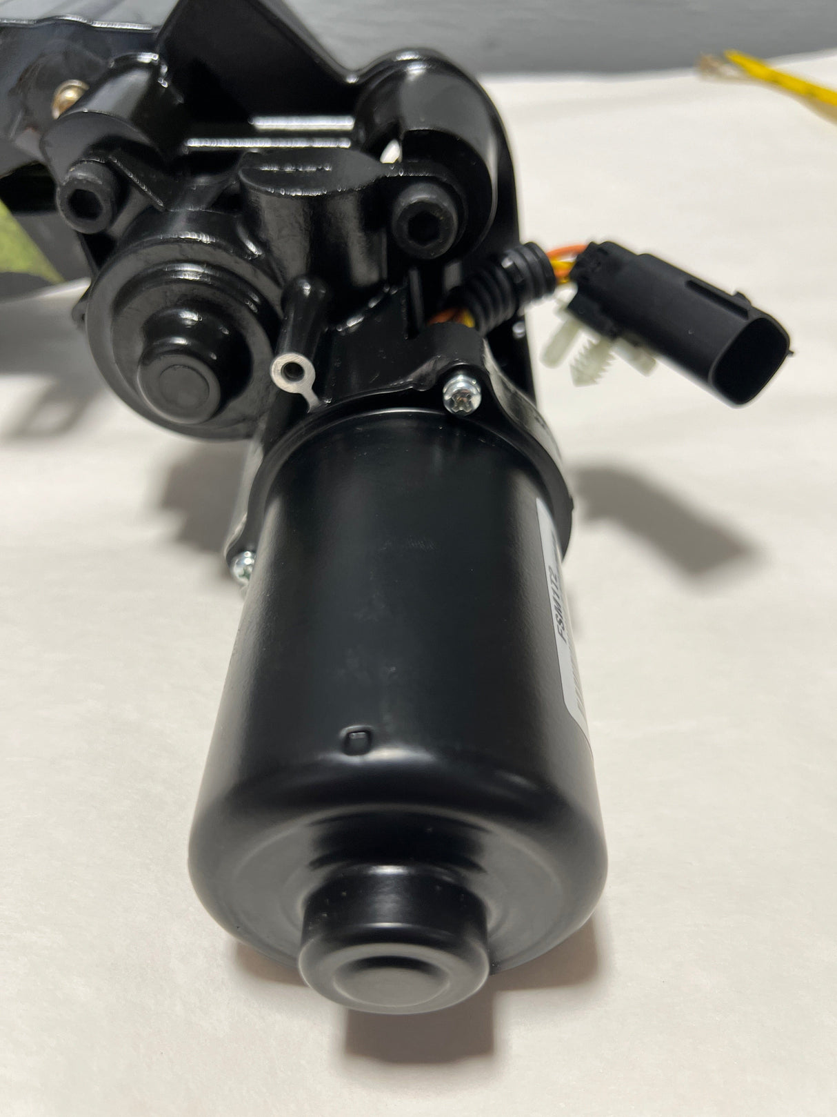 CL-0923-FL3Z-16A506-B-H3 2015-2020 Ford F-150 Crew Cab Pass Side Power Running Board Motor & Bracket