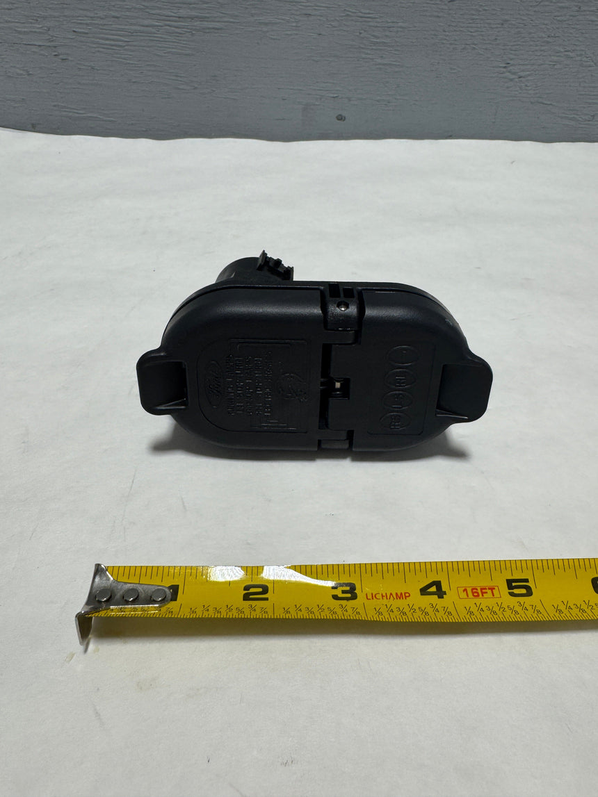 2015-2020 Ford F-150 Rear Bumper Trailer Tow Hitch Plug 4 and 7 Pin