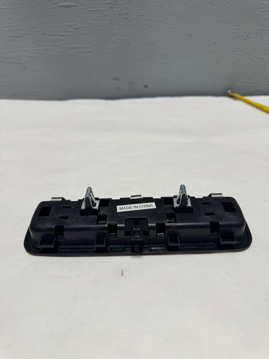 2015-2020 Tahoe Yukon Escalade Black Front Dome Reading Lamp OEM