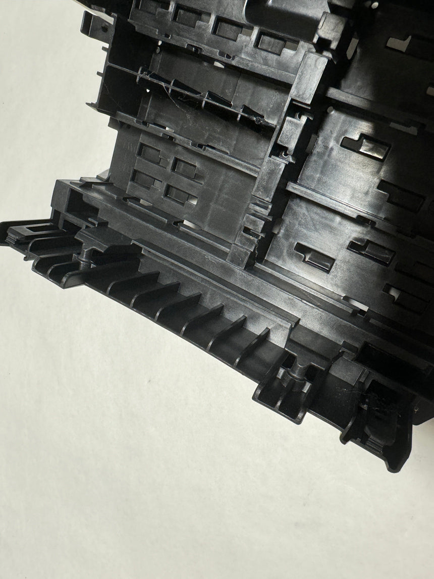 2015-2020 Tahoe Yukon Escalade Under hood Fuse Box Mount Bracket OEM