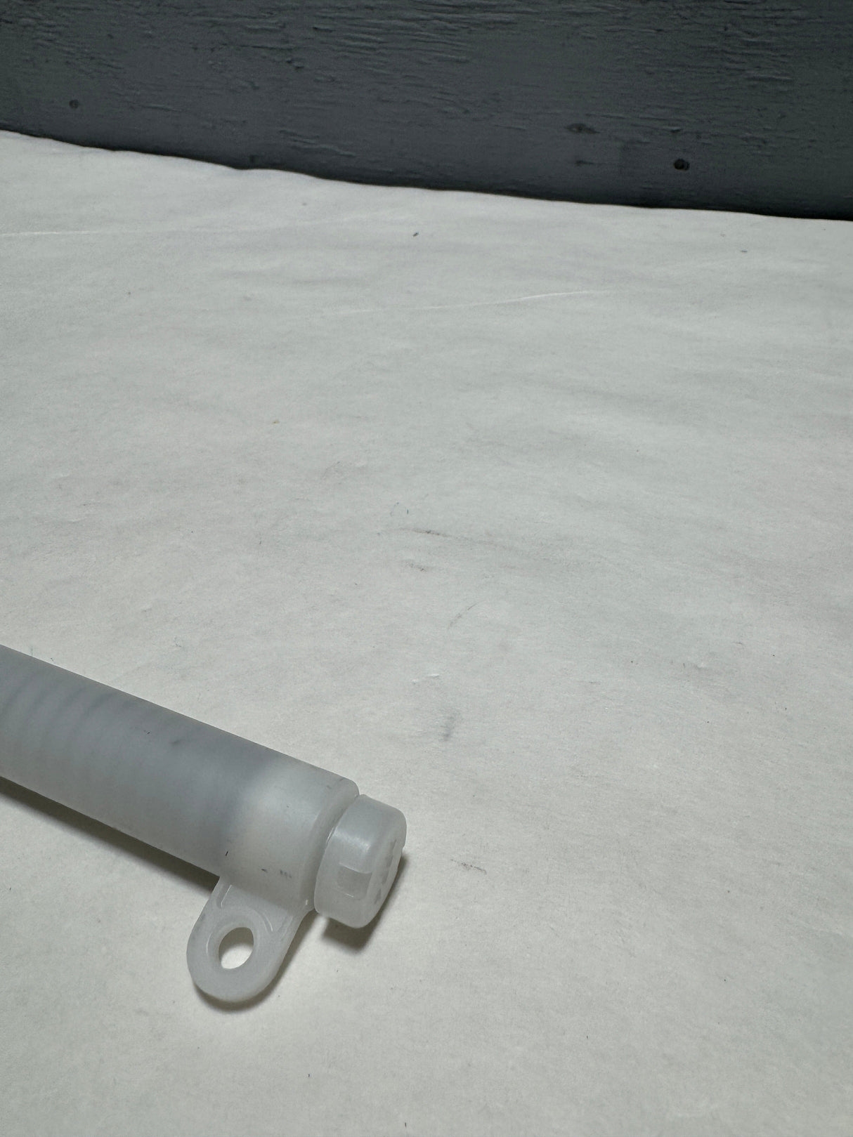 22928924 2015-2020 Tahoe Yukon Suburban Dash Glove Box Strut Damper OEM