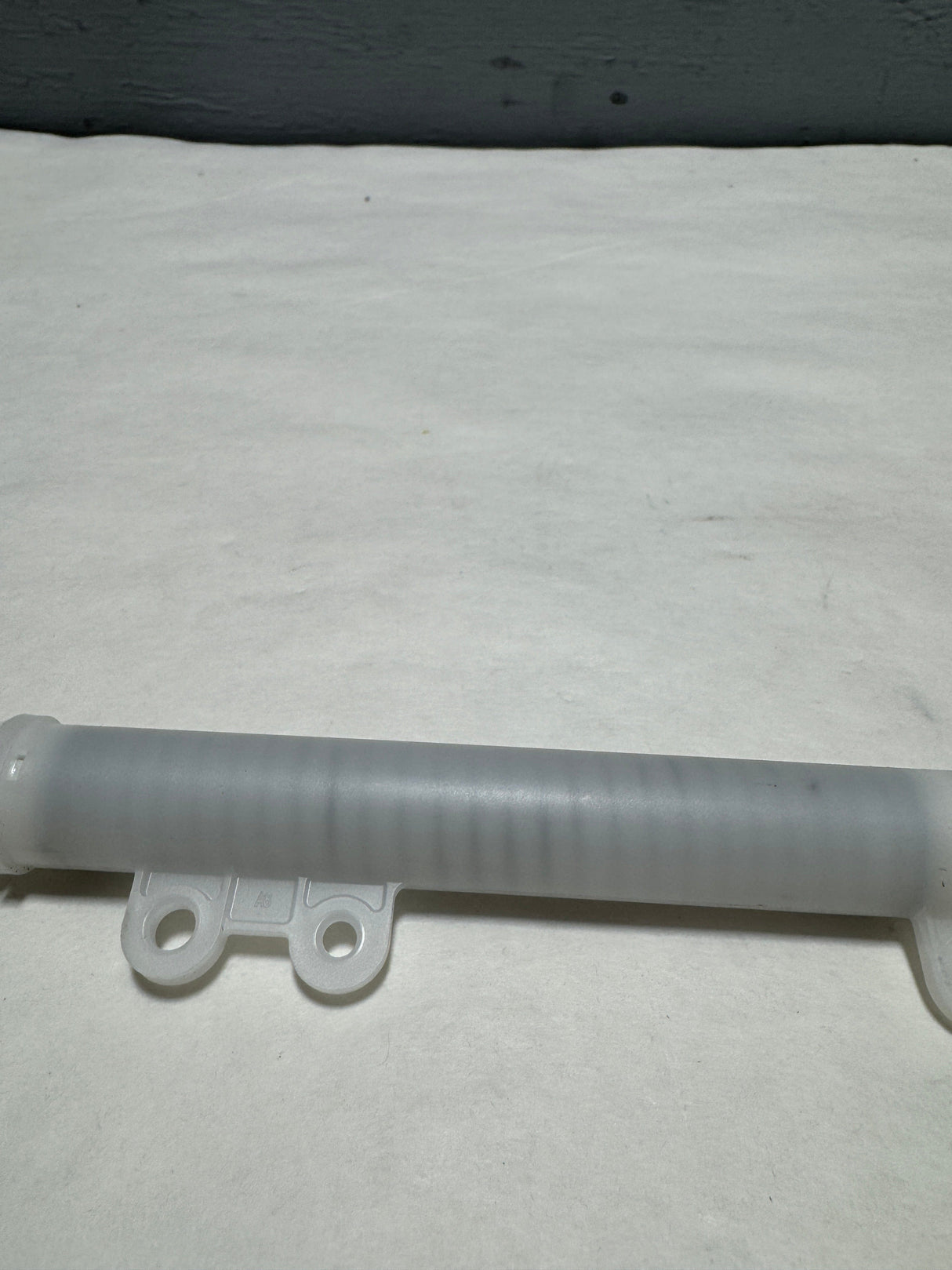 22928924 2015-2020 Tahoe Yukon Suburban Dash Glove Box Strut Damper OEM