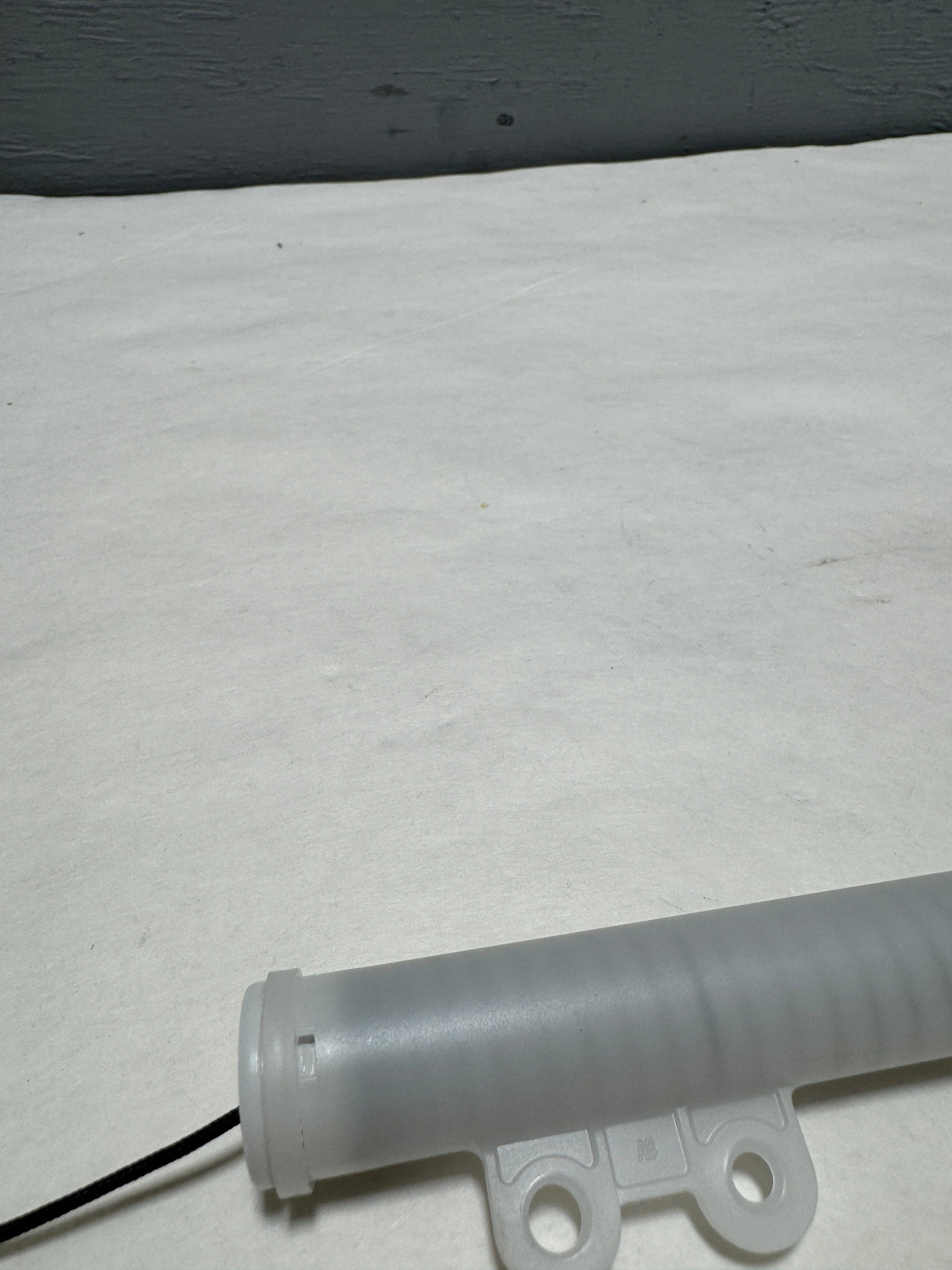 22928924 2015-2020 Tahoe Yukon Suburban Dash Glove Box Strut Damper OEM