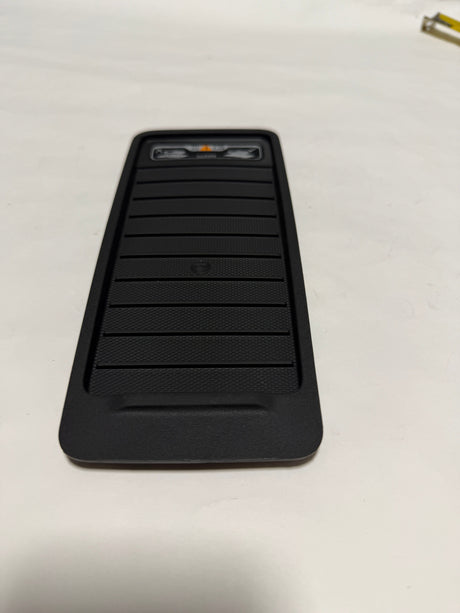 23264395 2015-2020 Tahoe Yukon Suburban Front Floor Console Liner Tray OEM