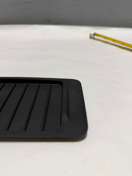 23264395 2015-2020 Tahoe Yukon Suburban Front Floor Console Liner Tray OEM