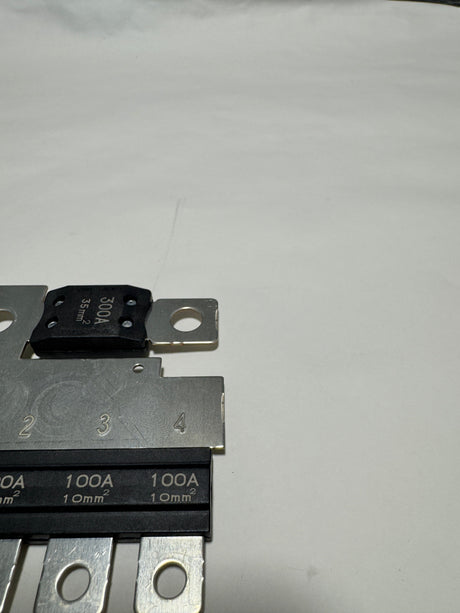 23270100 2015-2021 Canyon Colorado Fuse Battery Distribution Block OEM