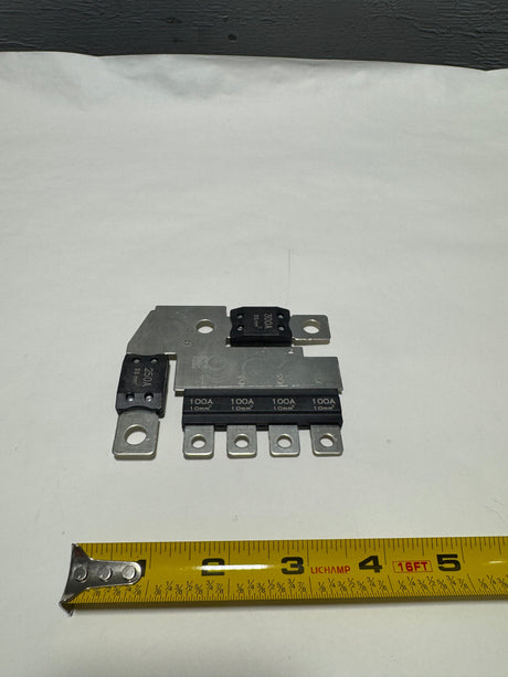 23270100 2015-2021 Canyon Colorado Fuse Battery Distribution Block OEM