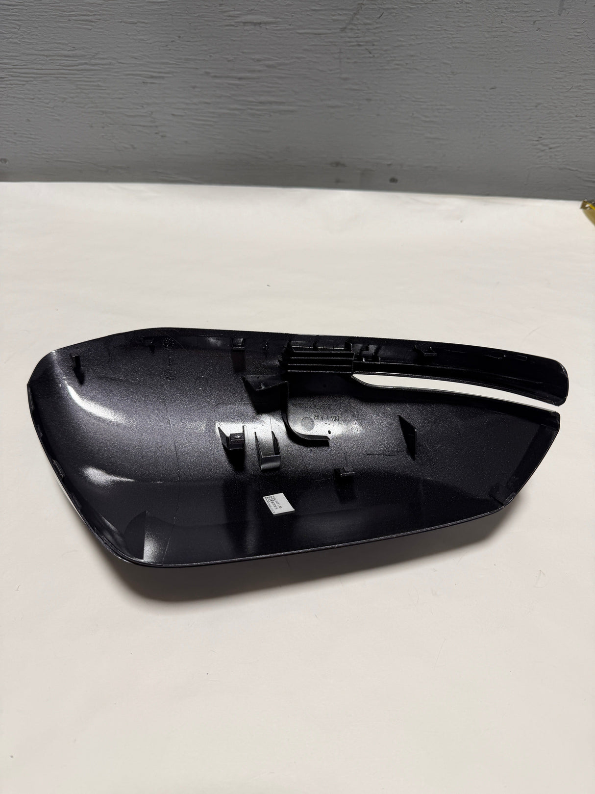 76251-T1W-A01ZE 2015-2022 CR-V or 2016-2022 HR-V OEM Driver Side Mirror Cap NH797M