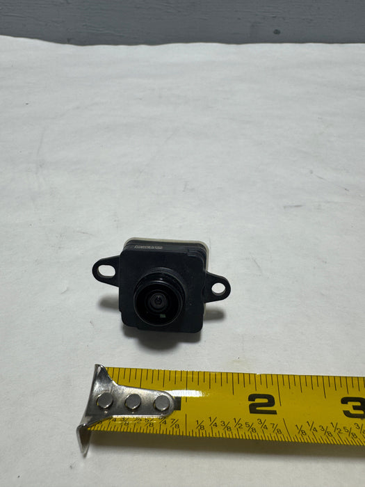 CL-1024-4672760AC-C26 2015-2023 Dodge Challenger Rear View Camera OEM *Dirty Box and Part*