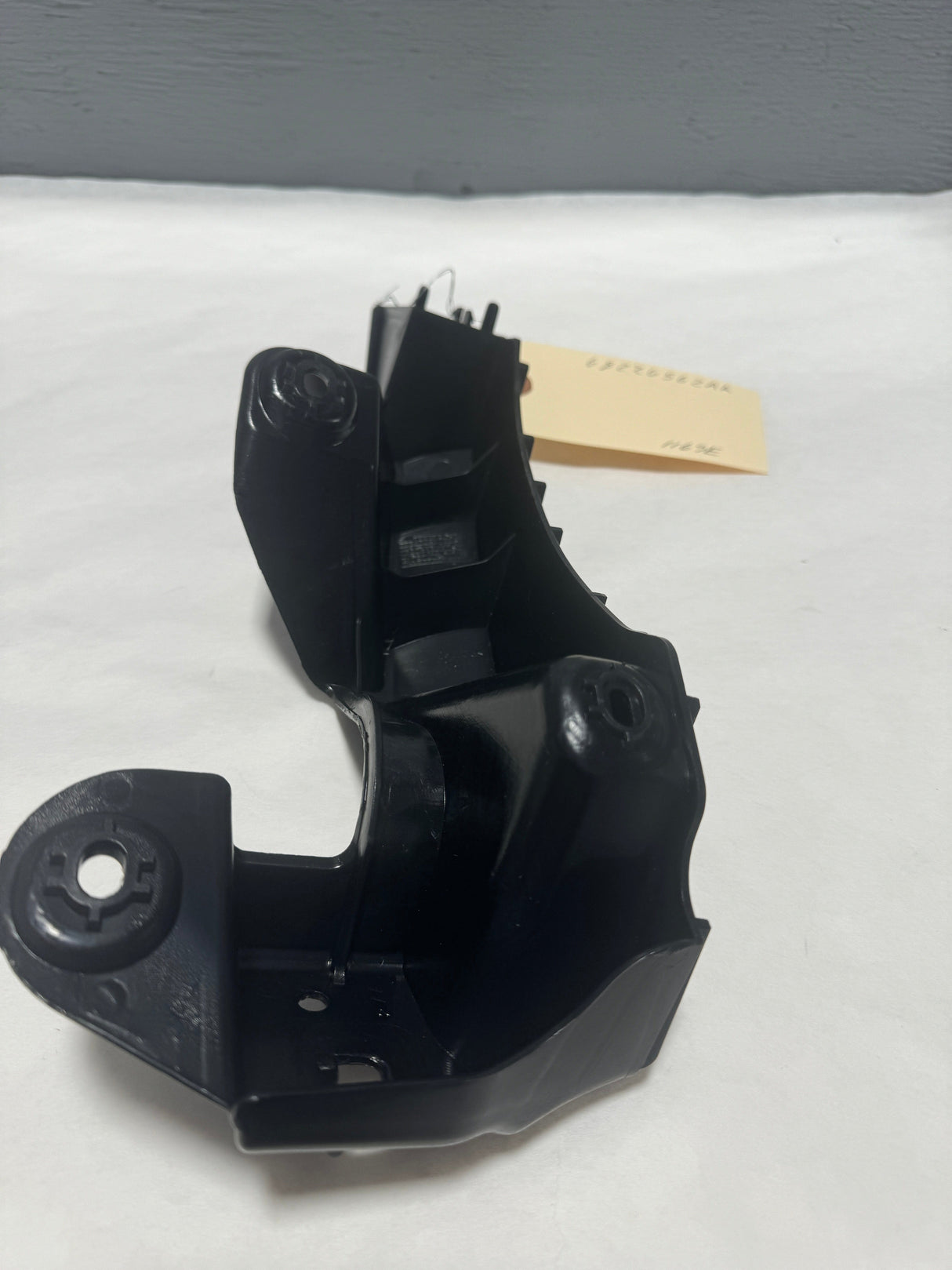 ZZZ-68226562AA 2015-2023 Dodge Charger Passenger Side Rear Bumper Side Support