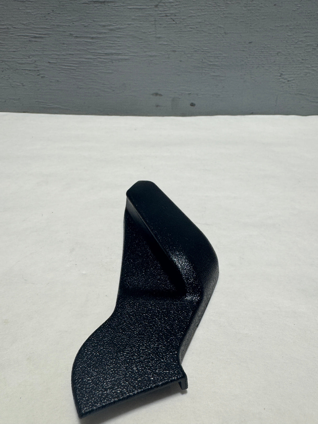 FR3Z-6361753-AA 2015-2023 Ford Mustang Driver Seat Height Adjust Lever Knob Handle Black OEM