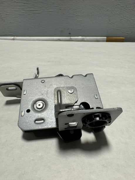 BK3Z-6143286-A 2015-2023 Ford Transit Rear Barn Door Latch Fits Either Side  OEM