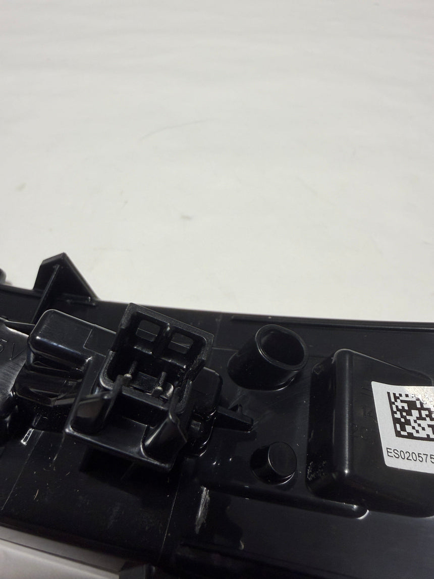 2015-2024 Ford Edge Driver Side Mirror Turn Signal Lamp OEM