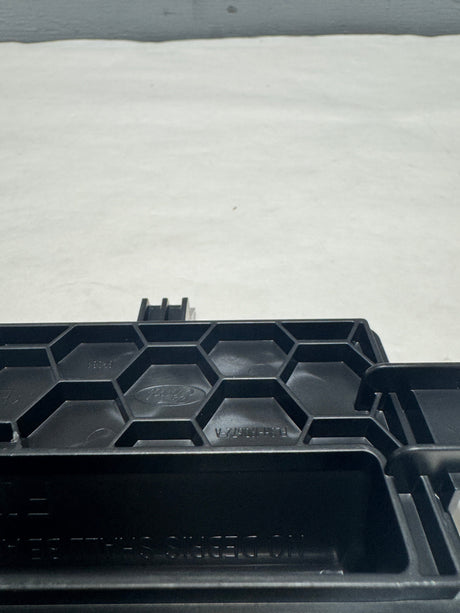 FL3Z-19D672-B 2015-2024 Ford F-150 F-250 F-350 Pollen Cabin Air Filter Cover Door Latch OEM